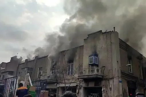 گراند هتل در آتش سوخت/ پاسخ میراث فرهنگی به پرسش‌ها