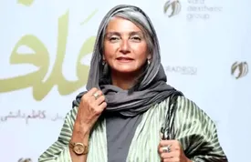 ببینید/ موتور سواری رویا جاویدنیا در خیابان‌های تهران