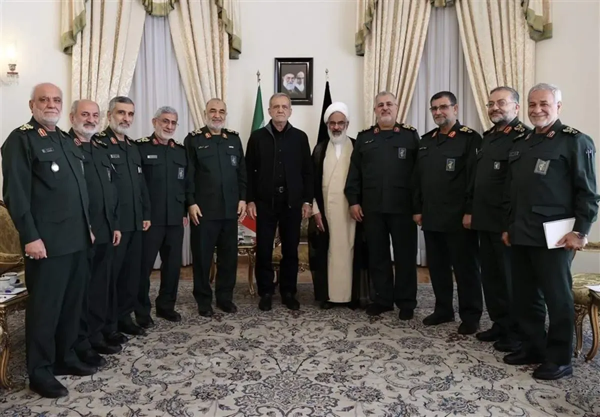 فرماندهان ارشد سپاه با رئیس جمهور منتخب دیدار کردند