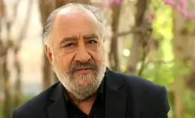 ببینید / زمین خوردن داریوش ارجمند وسط سالن جشنواره