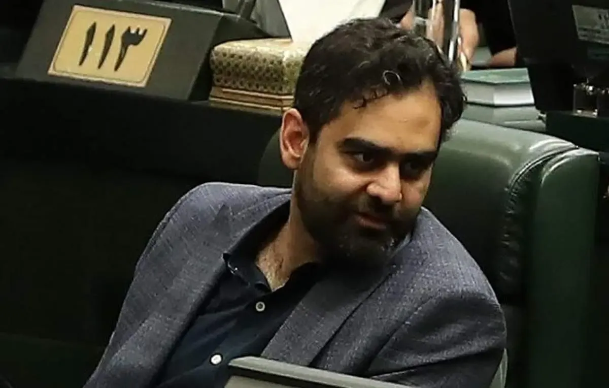 حمله تند  ثابتی به پزشکیان برای ملاقات با سیدمحمد خاتمی در بیمارستان