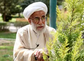 تصویر خاص از آیت الله جنتی در جلسه هیئت رئیسه مجلس خبرگان