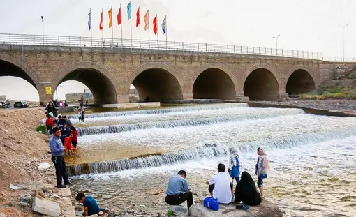 تفریح تابستانی در رودخانه قم/عکس:مهدی بخشی سورکی