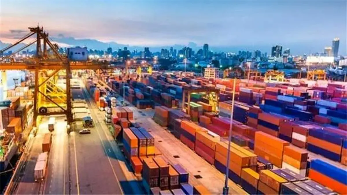 واردات ۸۶ درصد کالاهای اساسی با ارز ۴۲۰۰