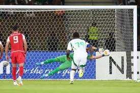 دیشب کسی دلش برای بیرانوند تنگ نشد!/ تصاویر