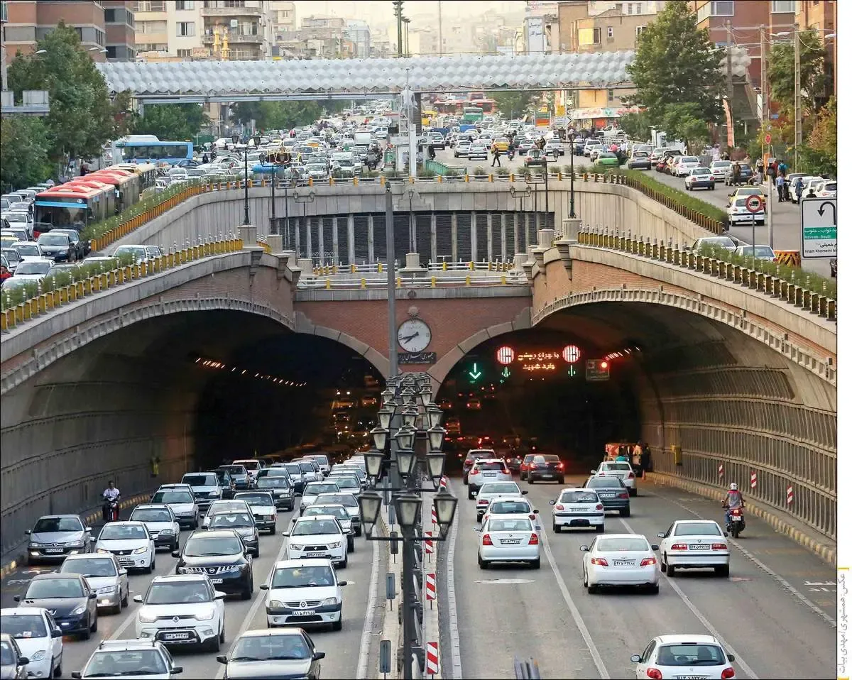 یک امکان جدید برای موتورسواران تهرانی | شهرداری قول راه‌اندازی خط ویژه داد