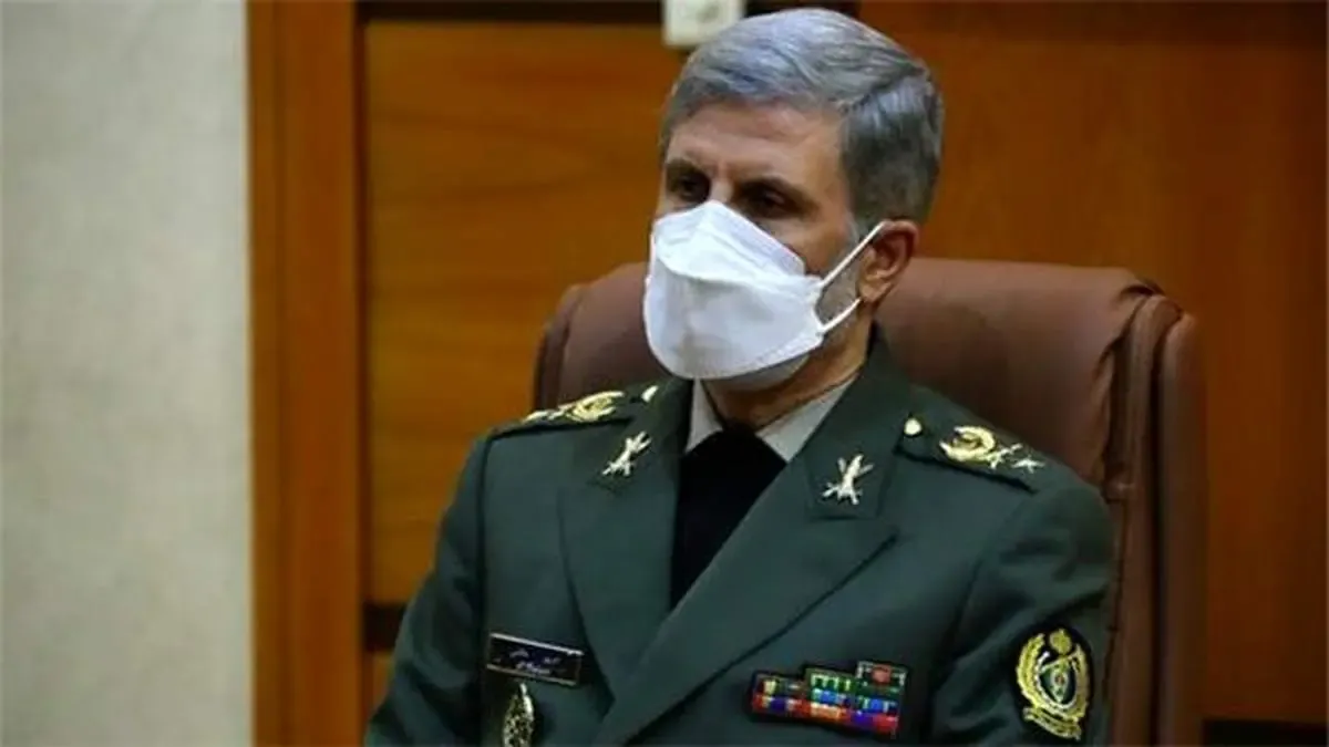 برای صادرات اقلام و تجهیزات دفاعی هیچ مشکلی نداریم