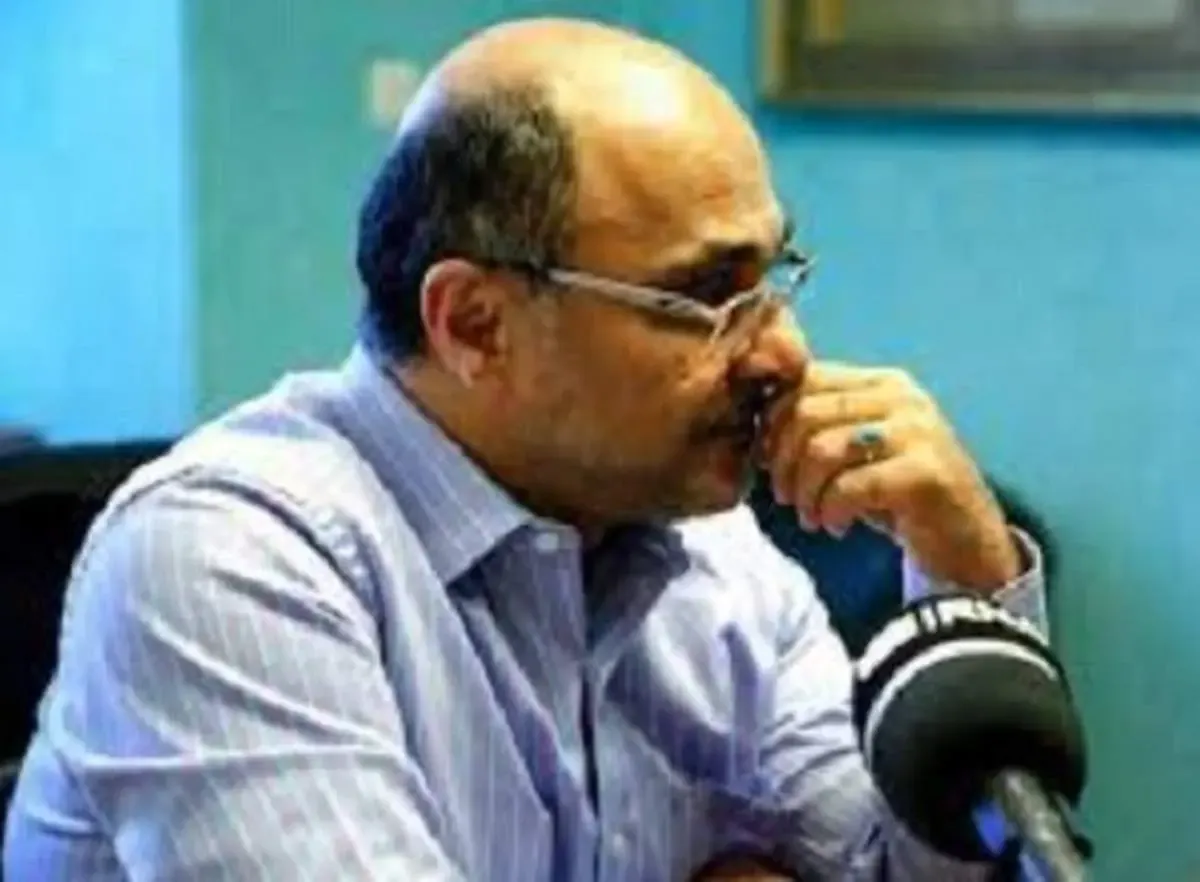 دلیل حذف عکس امام خمینی از پوستر انتخاباتی جبهه انقلاب از نگاه یک تحلیلگر