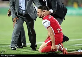 حاشیه‌های داربی 101/ از کوره در رفتن ساپینتو تا انفجار نارنجک میان هواداران استقلال