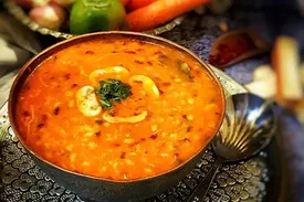 طرز تهیه سوپ جو مجلسی برای افطار