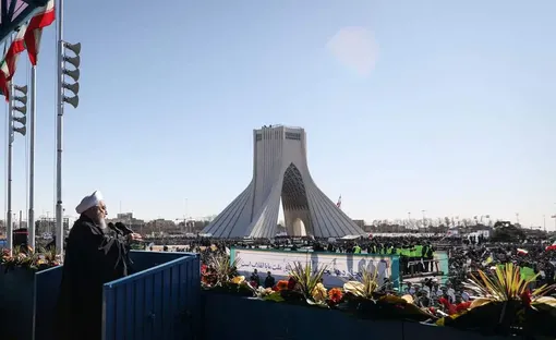 راهپیمایی باشکوه ۲۲ بهمن - میدان آزادی/عکس:مریم کامیاب