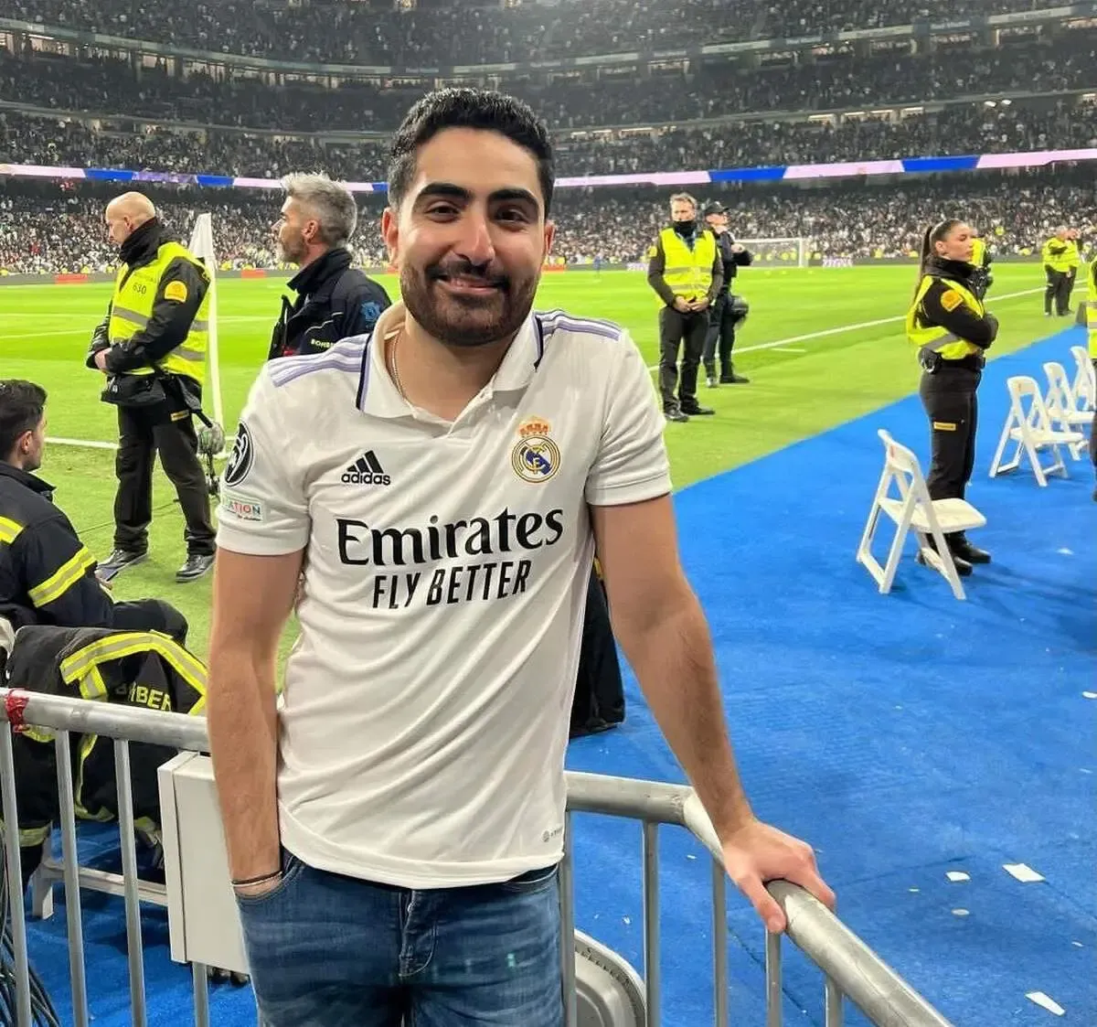 تصویری خاص از استاد شجریان در سانتیاگو برنابئو