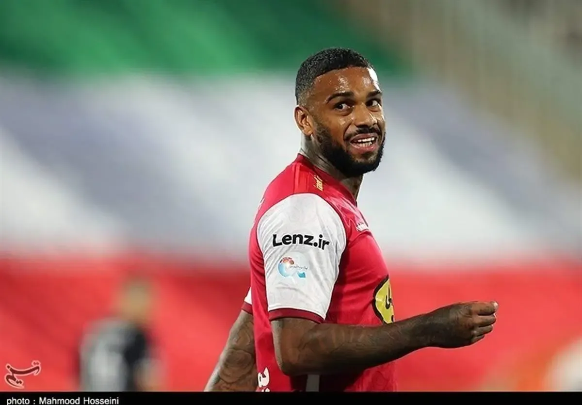 لوکادیا برای بازگشت به پرسپولیس  چقدر گرفت؟