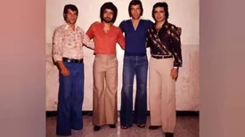 اسطوره های سرخابی فوتبال کنار خواننده‌های لس آنجلسی/ عکس