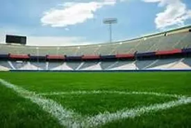 دیدار تراکتور _ پرسپولیس بدون تماشاگر