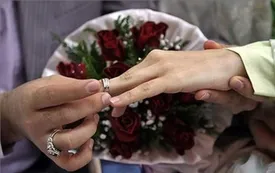 پرچم ایران و فلسطین در پای سفره عقد یک امام جمعه !