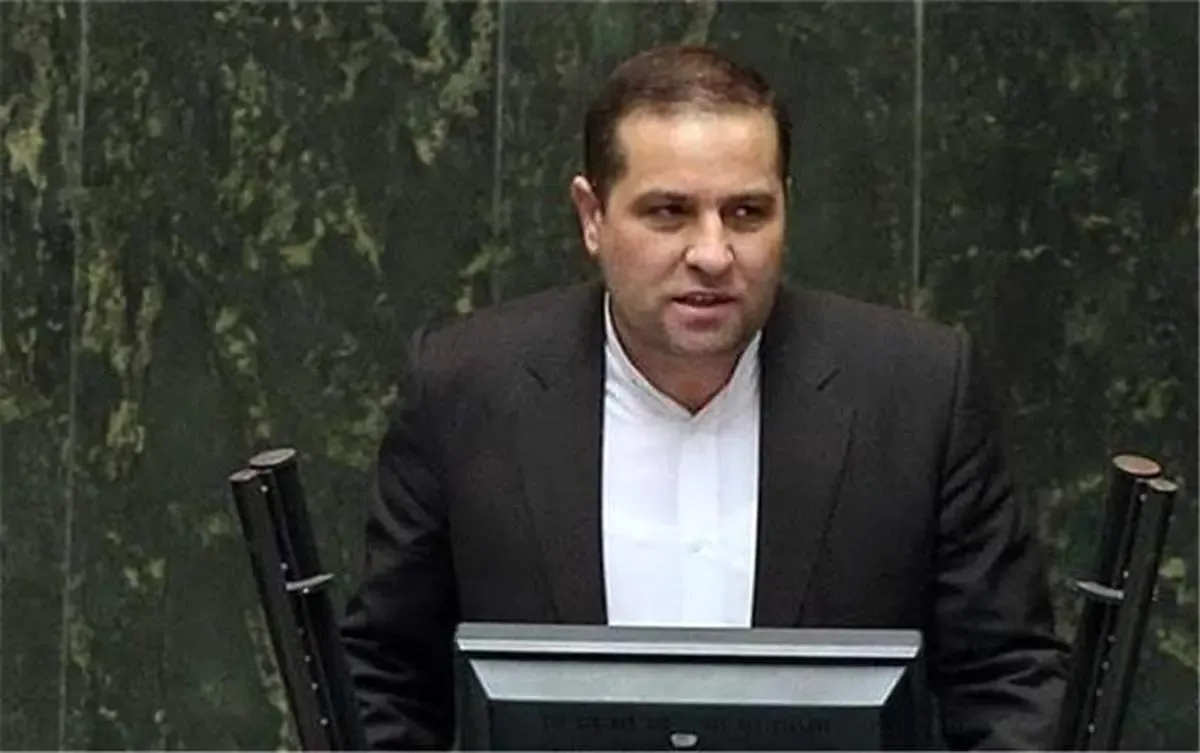 واکنش تند نماینده مجلس درباره مسمومیت دانش‌آموزان