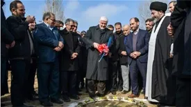 کلنگ احداث مجموعه آموزشی دارالفنون استان اردبیل توسط بانک پاسارگاد بر زمین نشست