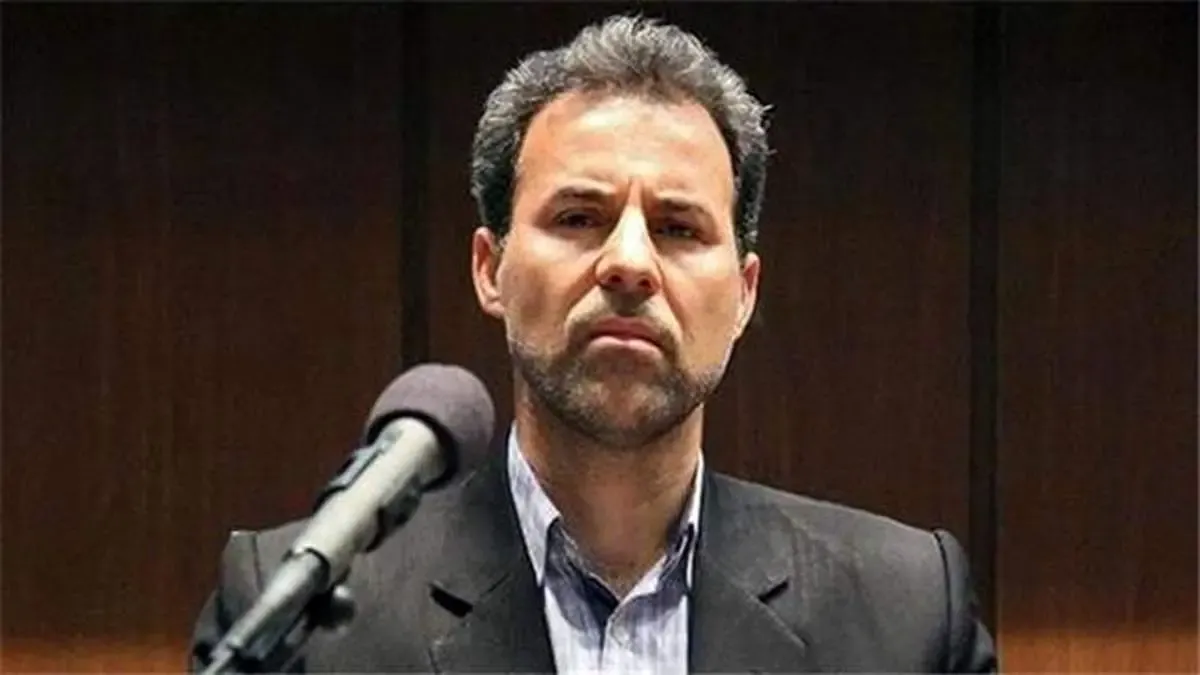 اصولگرایان برخلاف آن‌چه که عنوان می‌کنند، نگران مشارکت مردم در انتخابات هستند/ اصلاح‌طلبان مانده‌اند چه کسی را معرفی کنند که رد صلاحیت نشود