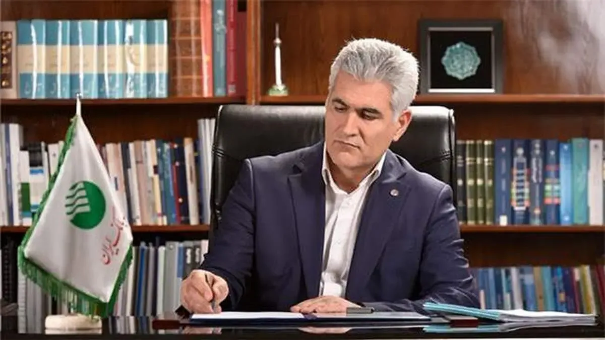 تقدیر مدیرعامل پست بانک ایران از مدیران فعال در توسعه فرهنگ نماز