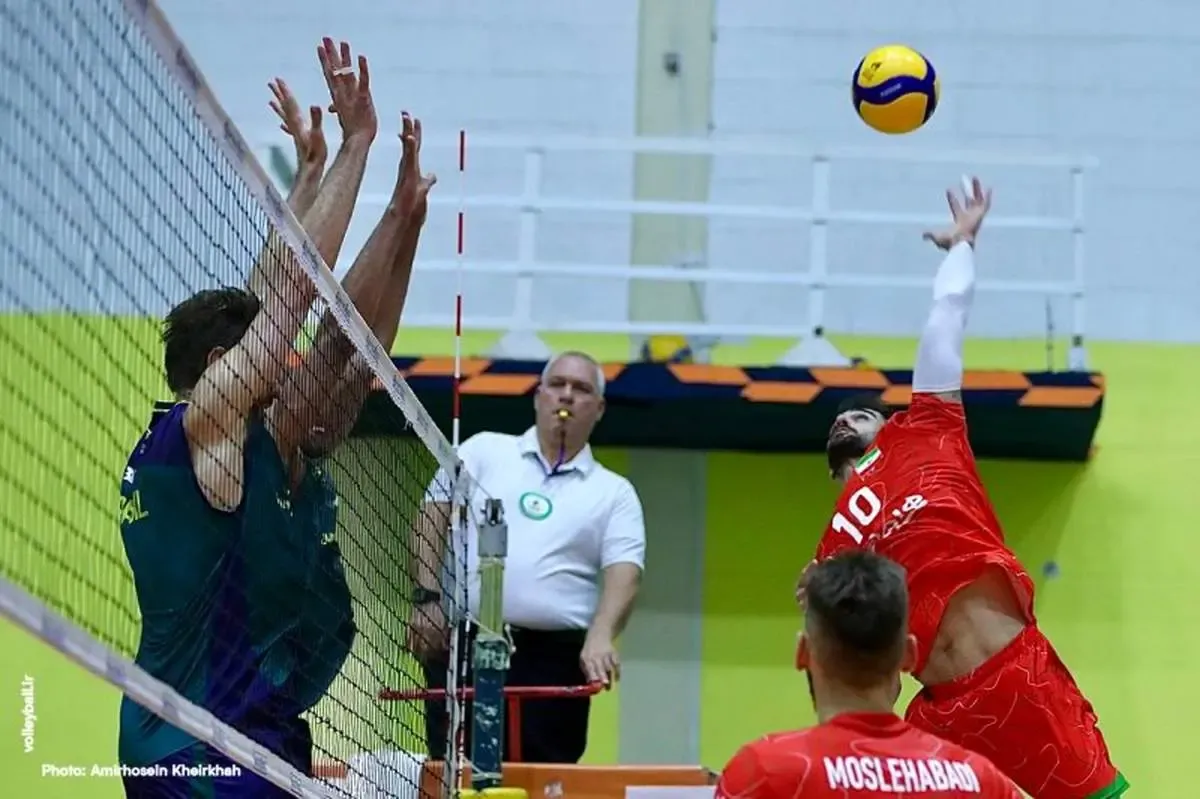 پرواز ستاره والیبال ایران در آسمان ریو