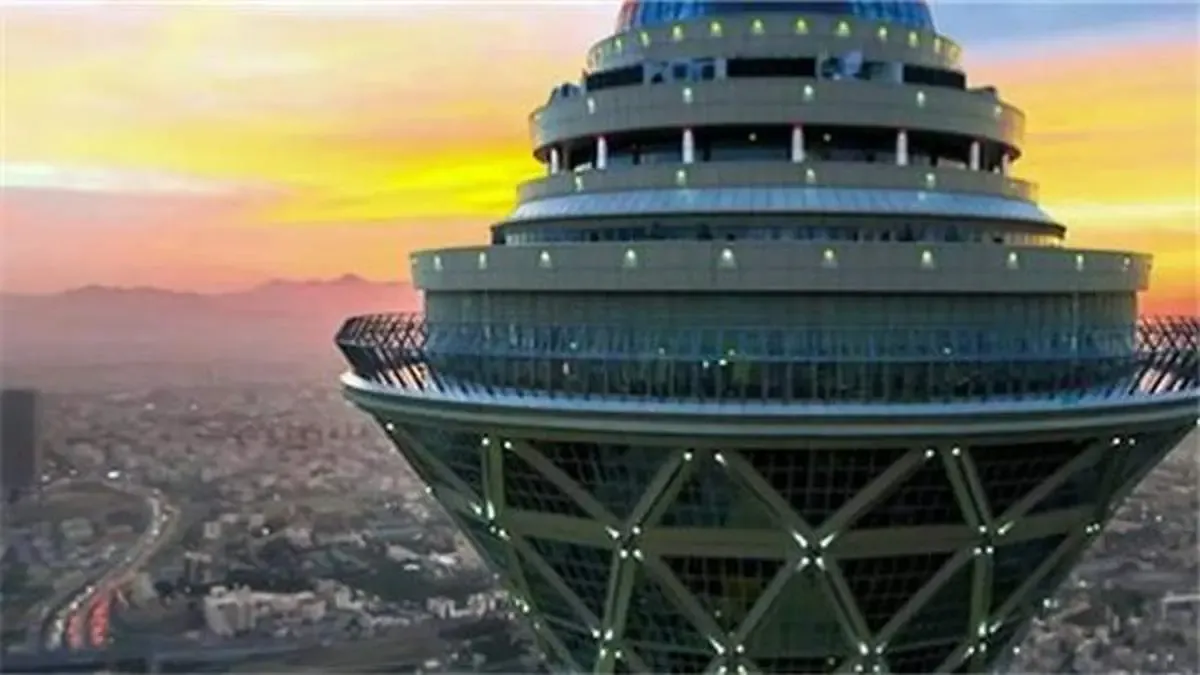 برج میلاد تحت پوشش بیمه‌های مهندسی بیمه تجارت‌نو