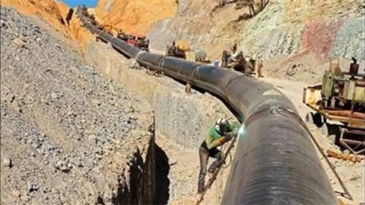 فولاد مباركه با تولید 400 هزار تن تختال API انتقال 1000 كیلومتری نفت كشور را محقق كرد