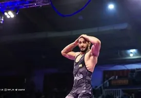 پخش زنده کشتی رحمان عموزاد و آذرپیرا و امامی و نخودی/ ساعت پخش