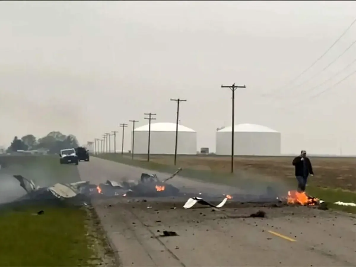 فوت 4 تن بر اثر سقوط هواپیما