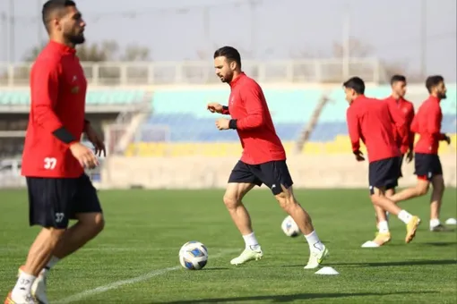 کتک کاری ۳ ستاره پرسپولیس در رختکن