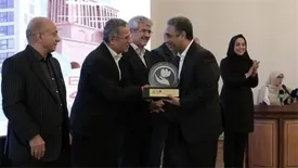 تجلیل از مدیرعامل بانک مسکن برای حمایت از پروژههای ساختمانی در حوزه مسوولیت اجتماعی