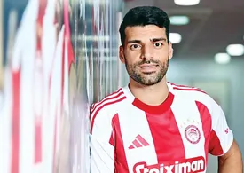 طارمی با المپیاکوس به چه تیمی خورد؟ / قرعه‌کشی پلی‌آف لیگ قهرمانان اروپا