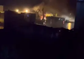 تصاویر حملات رژیم صهیونیستی به کشتیهای نیروی دریایی سوریه در بندر لاذقیه منتشر شد/ ویدیو