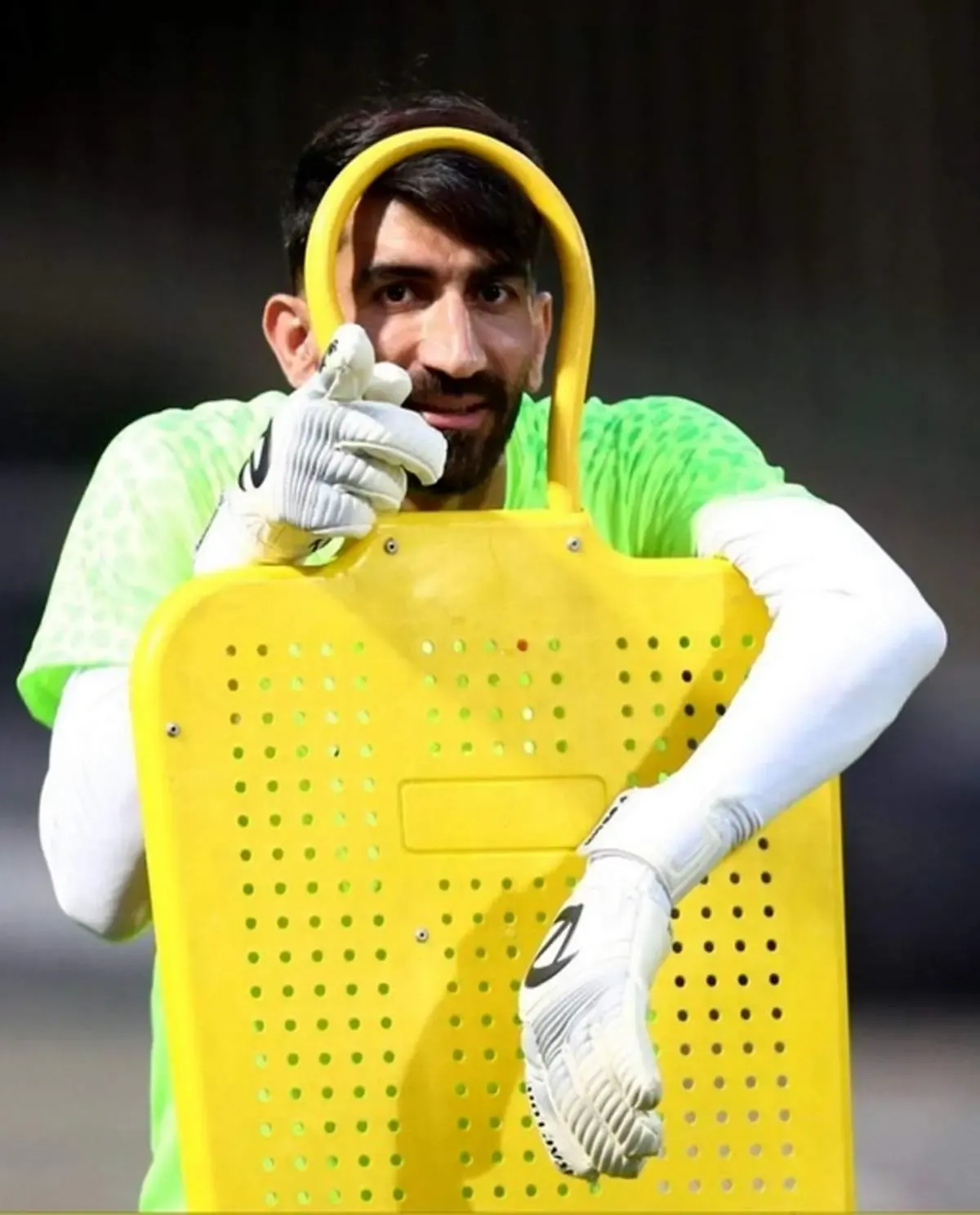 جنجالی ترین گلر پرسپولیس خبر بازگشتش را علنی کرد