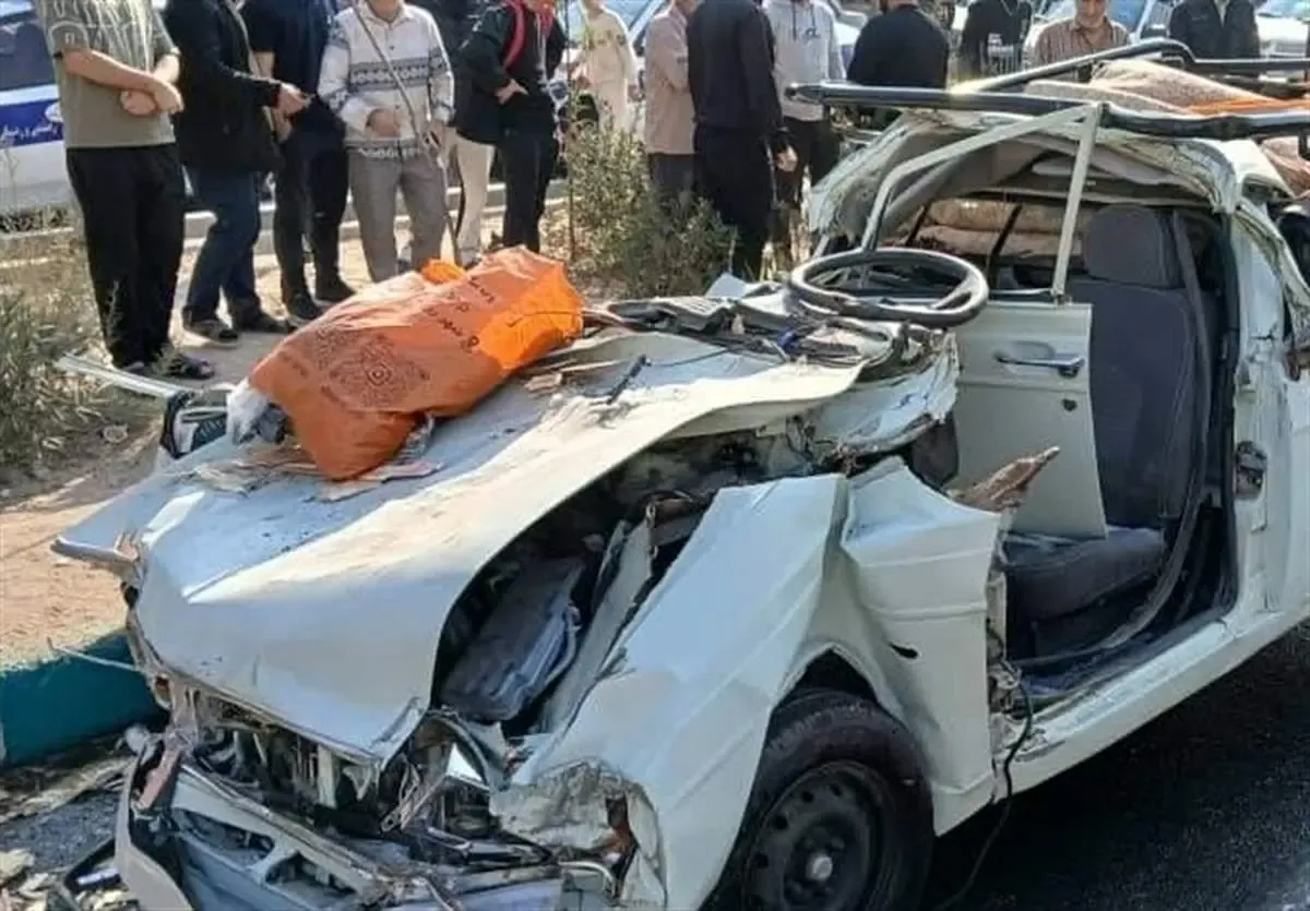 تصادف مرگبار در صالح‌آباد/ سه کشته در برخورد وانت و تریلی