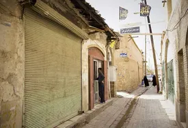 خانه‌ای در بافت تاریخی شیراز تخریب نشده/ دیوار کشیدیم تا خانه را حفاظت کنیم