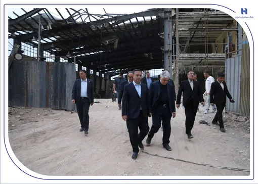 بازدید سرپرست بانک صادرات ایران از کارخانه آسیب‌دیده از جنگ