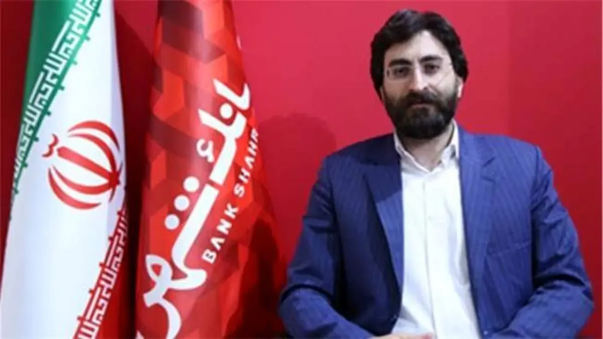 پاسخگویی کارشناسان بانک شهر به سوالات شهروندان درباره قانون جدید چک