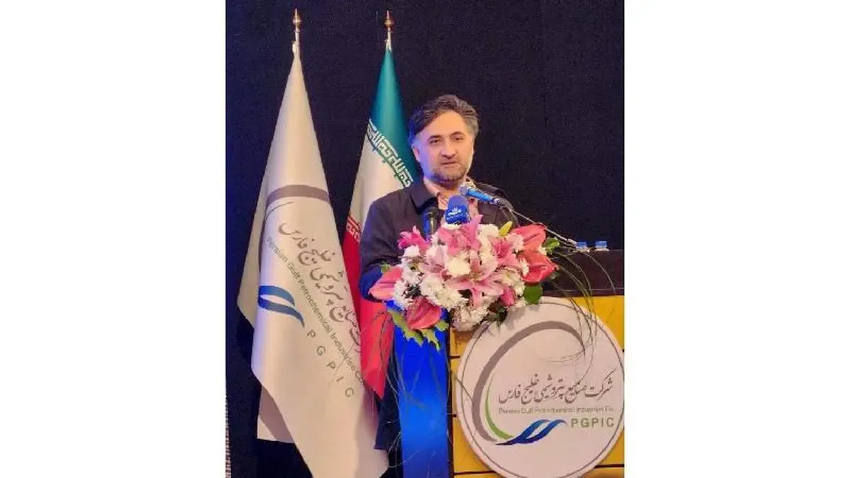 هلدینگ خلیج فارس در گفتمان و عمل، پیگیر توسعه دانش‌بنیان در کشور است/ شکل گیری غول‌های فناوری در صنعت پتروشیمی، راهکاری مؤثر برای ارتقای ارزش افزوده این صنعت است