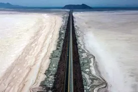 هشدار استاندار در رابطه با دریاچه ارومیه/ در صورت بی‌توجهی، مخاطرات جدی در راه است