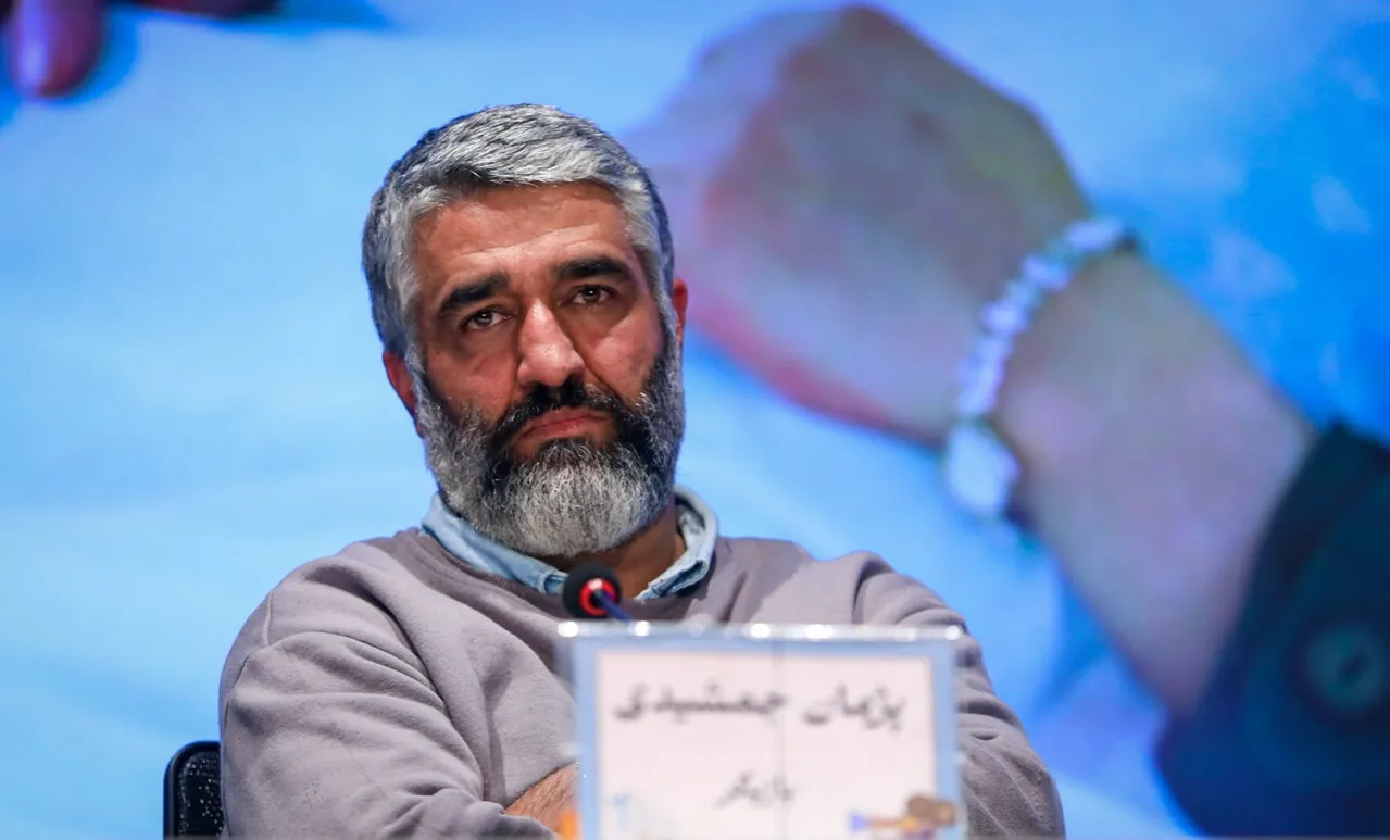 وکیل پژمان جمشیدی: تحقیقات تمام شده و منتظر تعیین زمان دادگاهیم / پژمان ممنوع‌الکار نیست