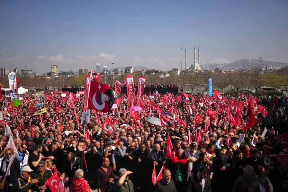 تجمع گسترده مخالفان اردوغان در استانبول