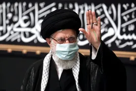 اولین شب مراسم عزاداری امام حسین (ع) در حضور رهبر معظم انقلاب