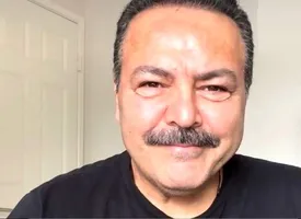 فریبرز عرب‌نیا با ژست احساسی در کنار جانیار همه را غافلگیر کرد/ عکس