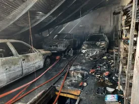 تعمیرگاهِ سی متری جی آتش گرفت؛ 6 خودرو سوختند