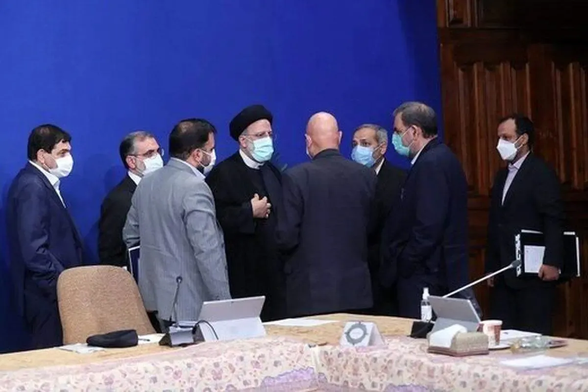 عنابستانی: کل تیم اقتصادی دولت با هم بروند ؛ یک تیم دیگر بیاید / مشکل درک نادرست درباره مهار نقدینگی است