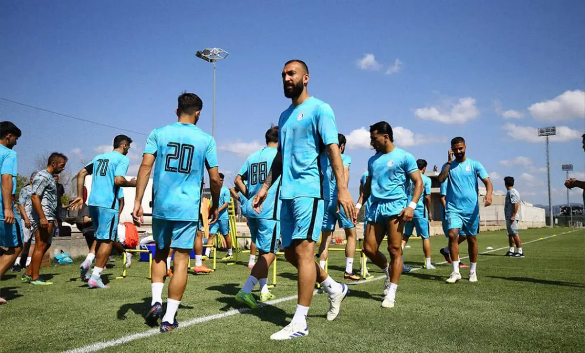 ترکیب احتمالی استقلال مقابل ذوب‌آهن | ساپینتو به ترکیب برنده‌ دست نمی‌زند