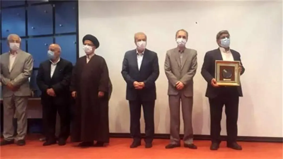 روابط عمومی ذوب آهن اصفهان نشان عالی روابط عمومی را دریافت کرد