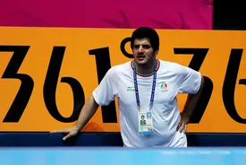 واکنش رسول خادم به تغییر نام ورزشگاه تختی به لُرآرنا / عکس