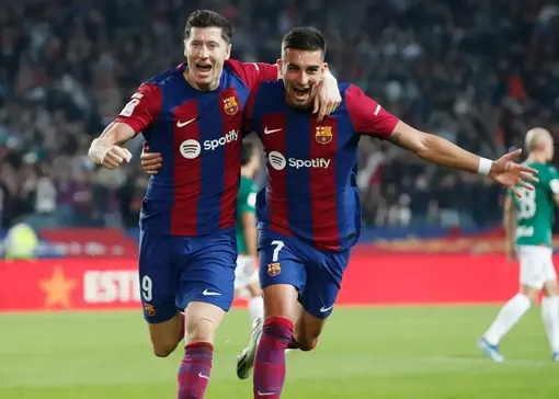 خداحافظی 5 بازیکن با بارسلونا